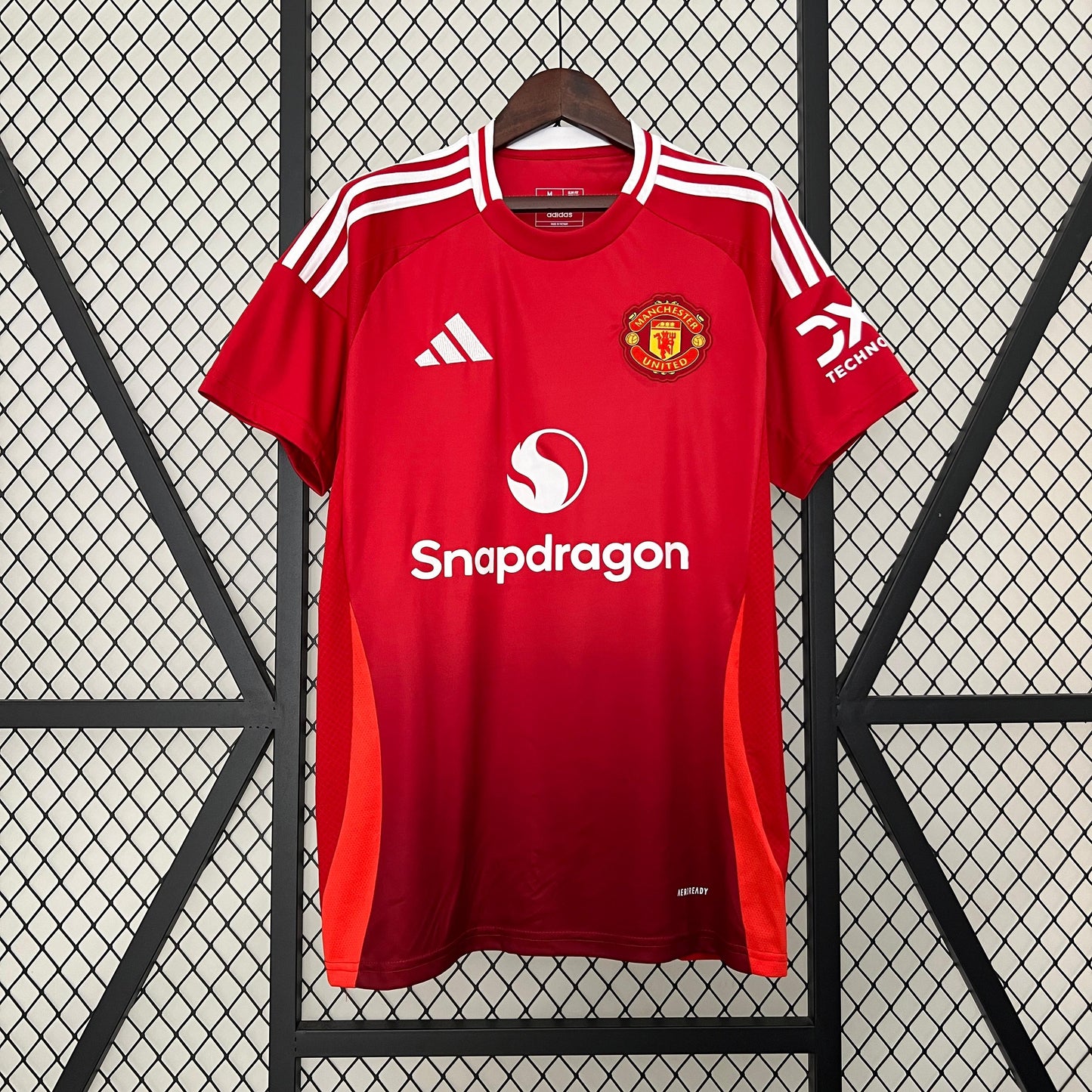 Man United 24/25 Home Fan Jersey